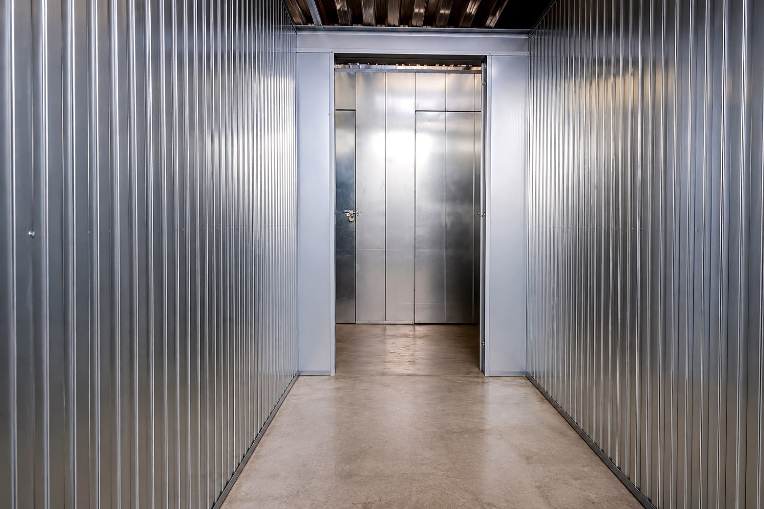 Birkoff Ave Chicago Storage Facility